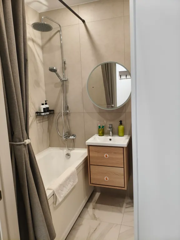 Студия в свежем ремонте недалеко от набережной, центра