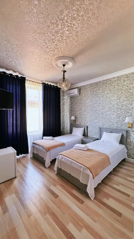 Приятный и комфортный номер с кондиционером в центре города