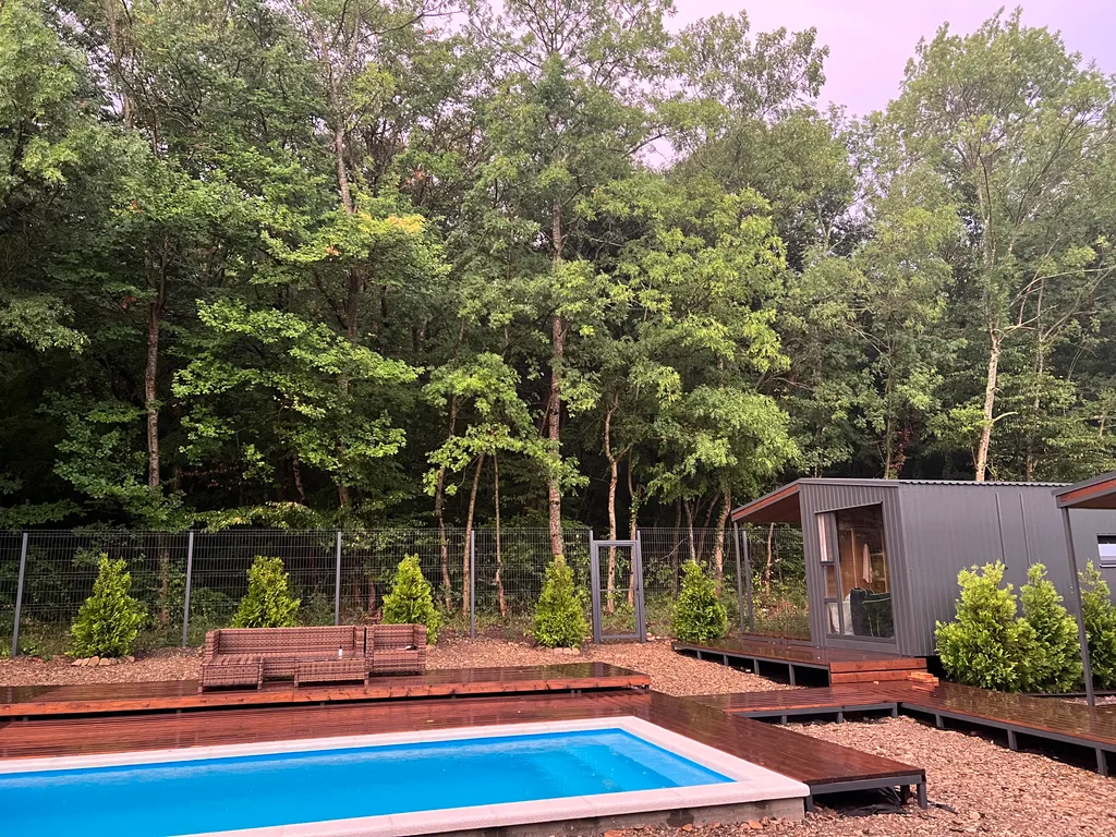 Коттедж Отдых в лесу около моря — Бжид