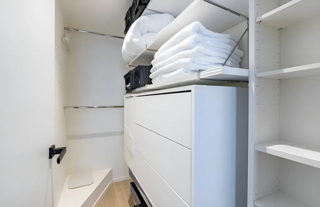 Апартамент гостиная с кухней + отдельная спальня