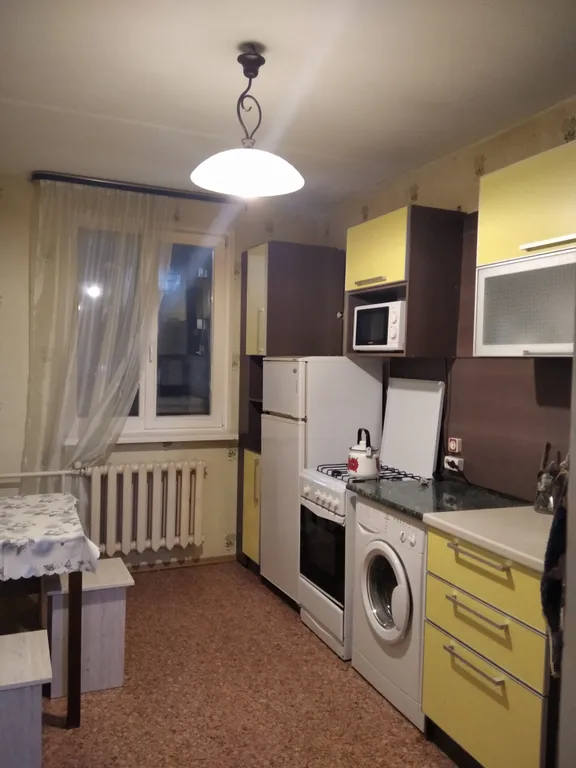 Квартира в экологически чистом районе города — аренда посуточно в Череповец