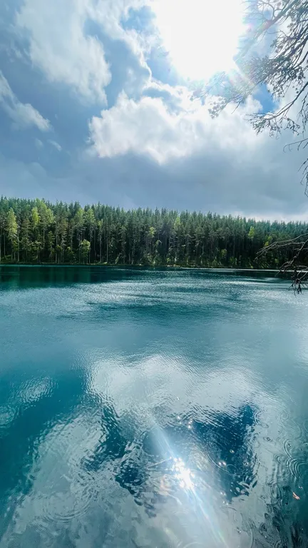 Дом на берегу озера в Карелии