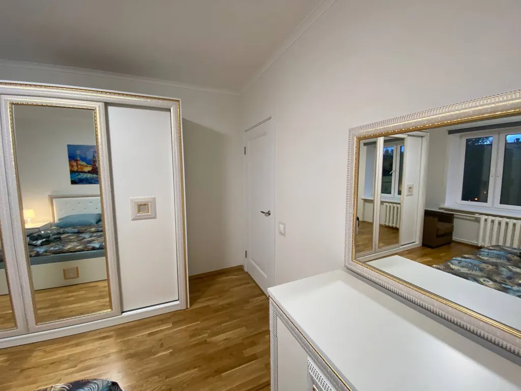 Квартира 3-комнатная Квартира — Москва