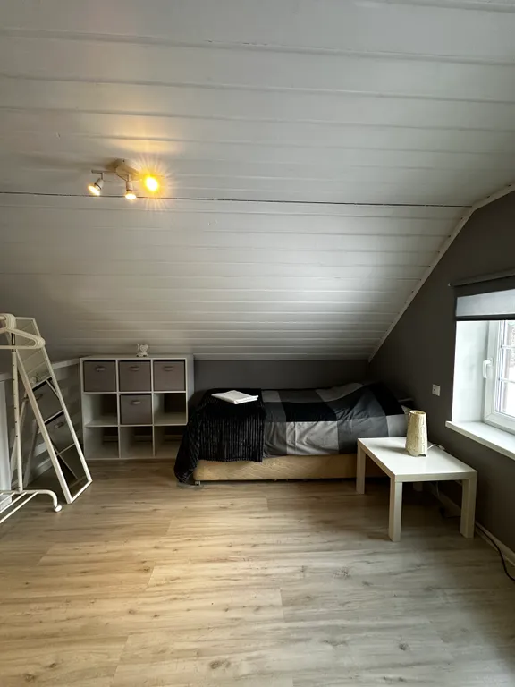 Домик близ Сорочан с баней-бочкой