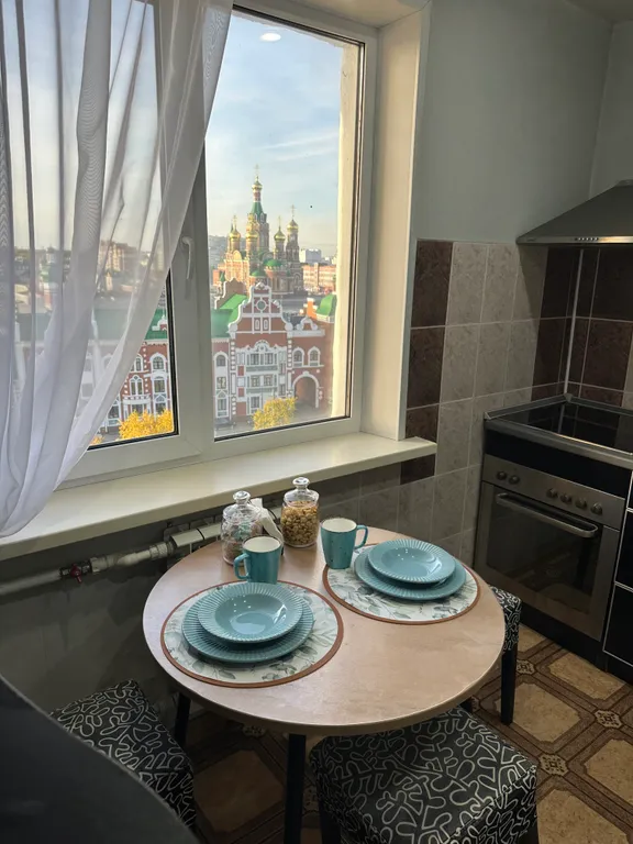 Двухкомнатная квартира с шикарным видом на набережную