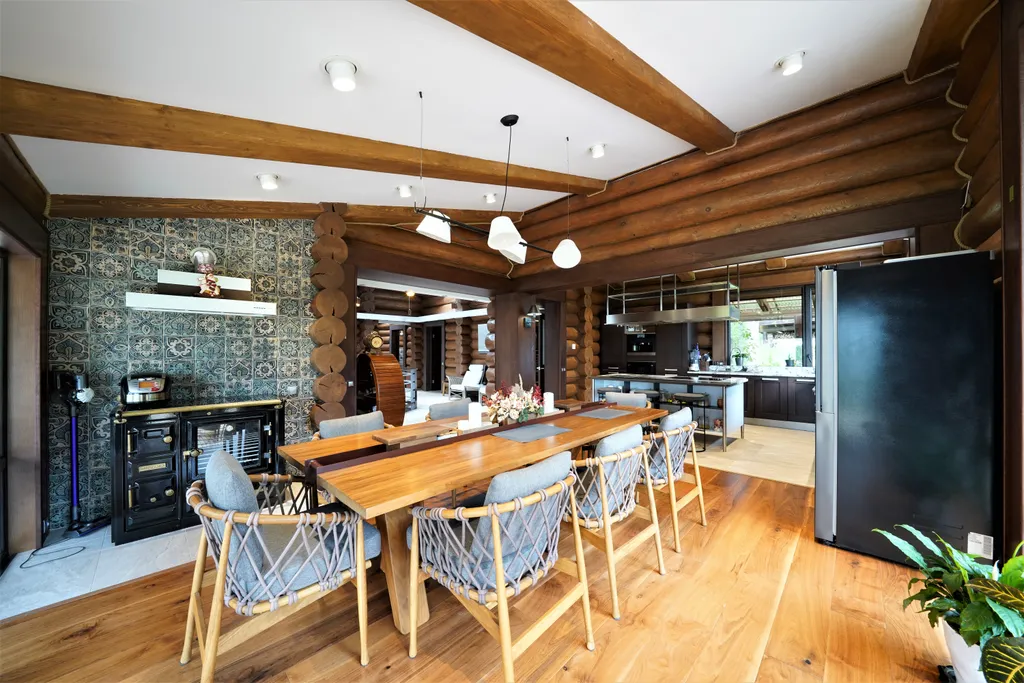 Коттедж на берегу Суходольского озера