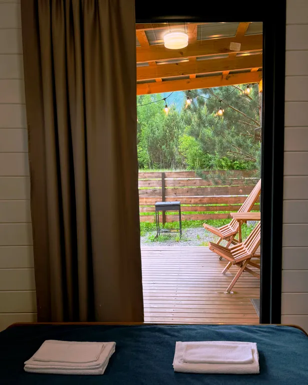 Благоустроенный дом рядом с ГЛК Манжерок