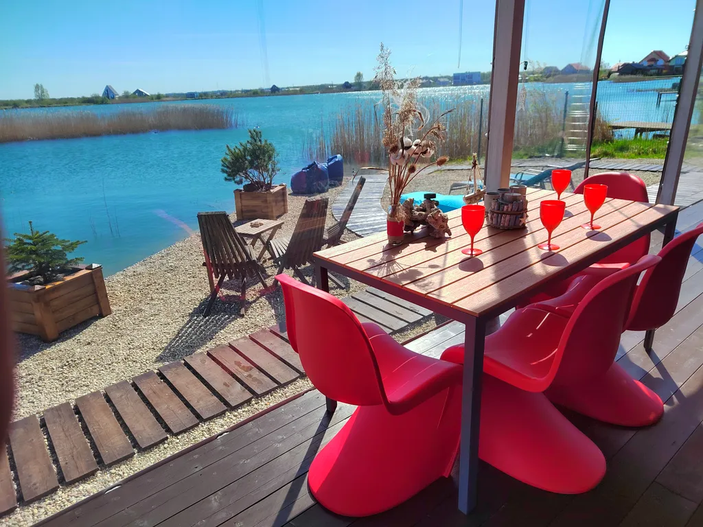 Коттедж Дом на берегу озера с банным чаном — Сокольники