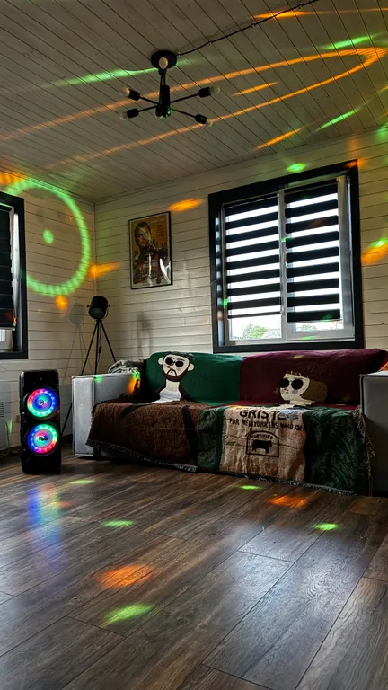 Коттедж Уютный дом у реки — Белоозёрский