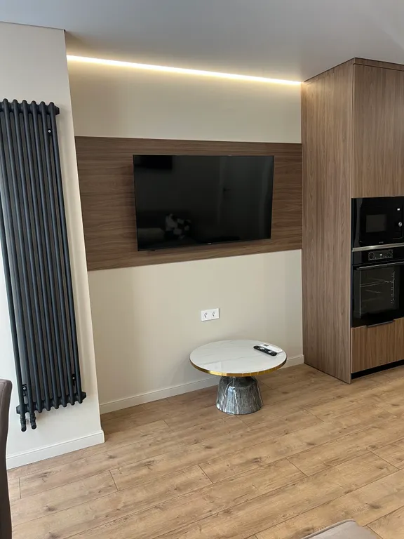 Комфортабельная трёхкомнатная квартира с шикарной территорией