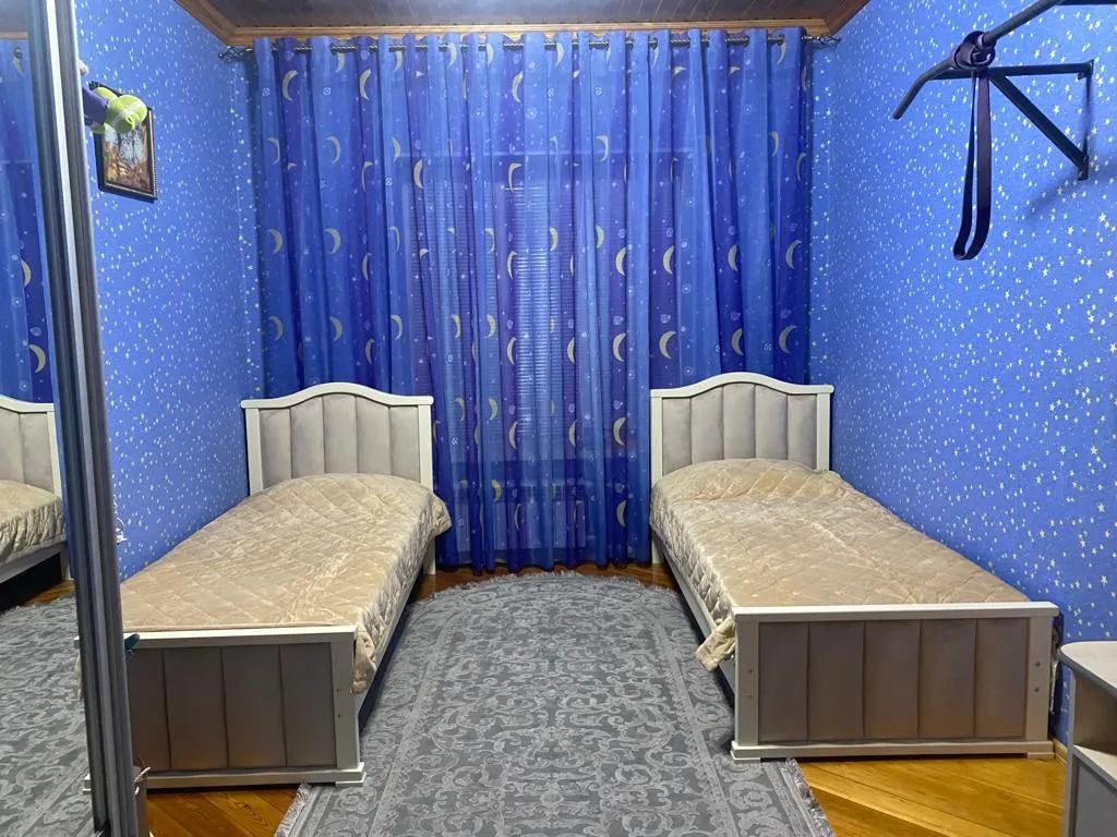 5-комнатный Дом