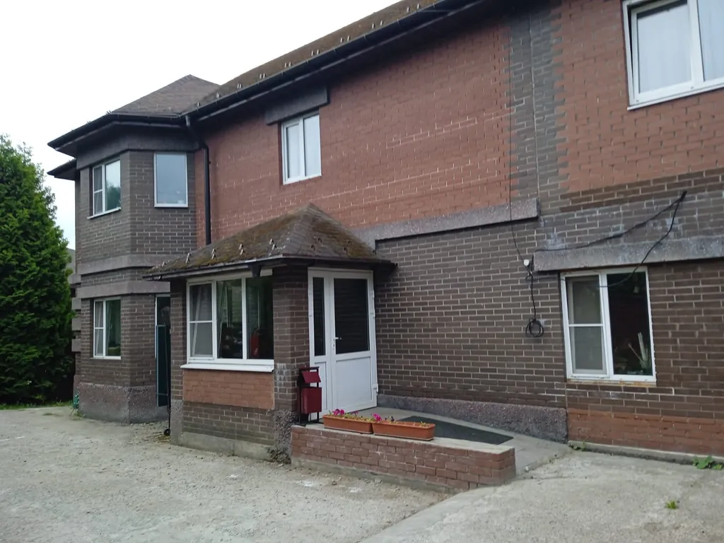 7-комнатный Дом