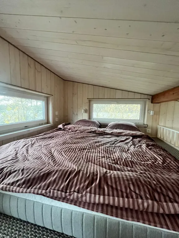 Коттедж Дом на берегу озера с камином — Казань