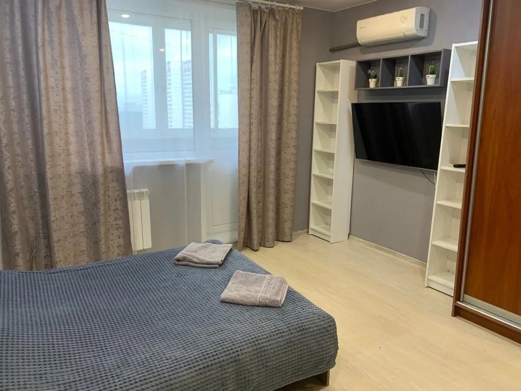 Апартамент у озера в центре города