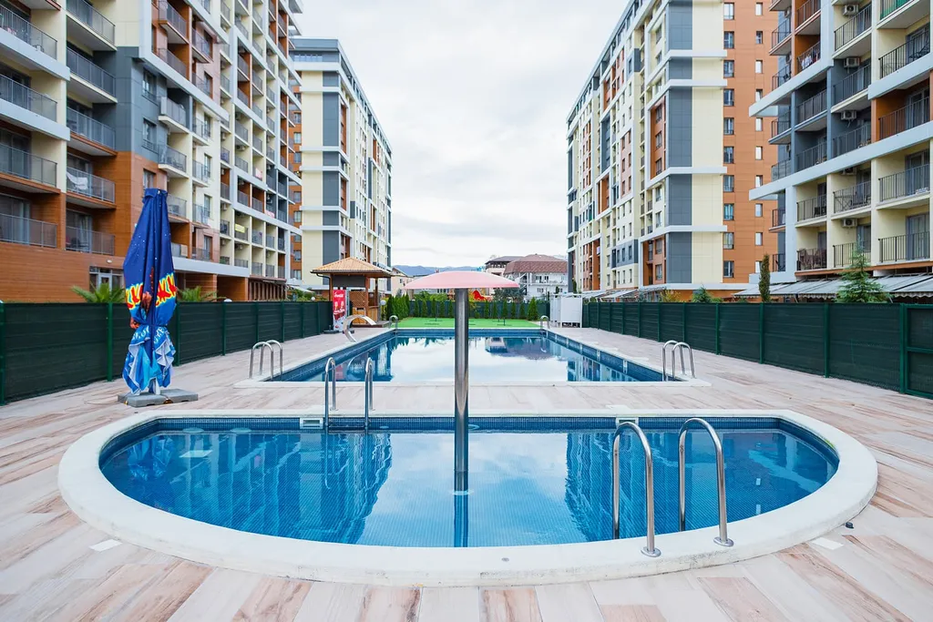 Квартира со своей террасой в 50 метрах на море