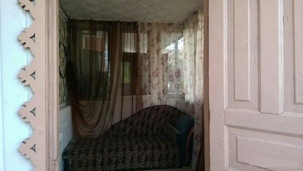 Уютный тёплый домик у леса и озера Шершни