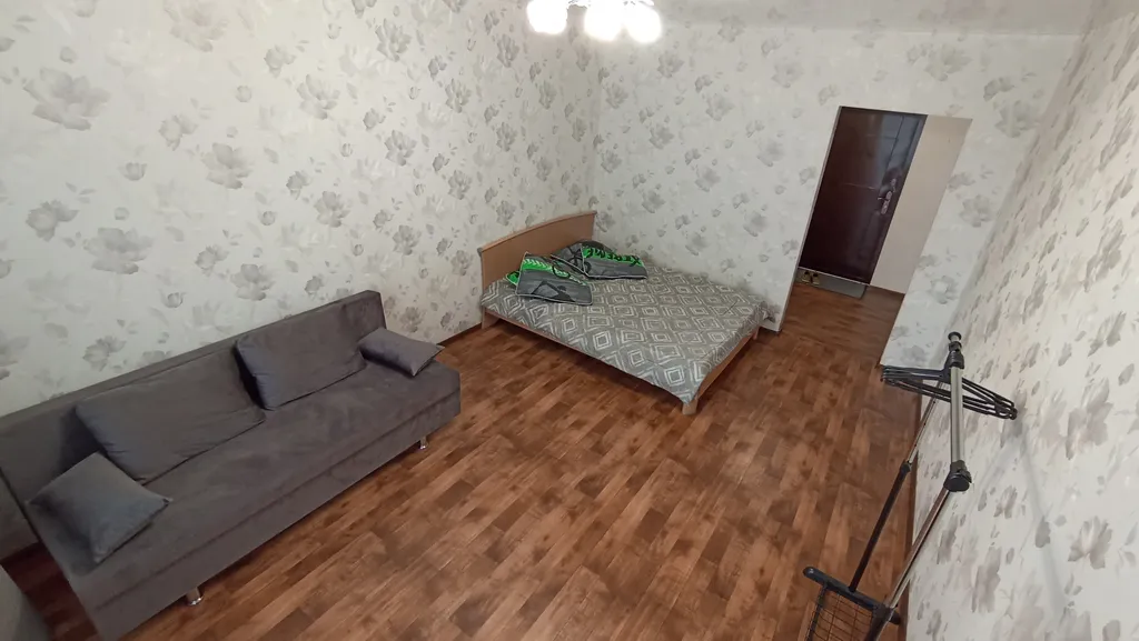 Уютная квартира в центре города в 5 минутах пешком от тц Аура — аренда посуточно в Новосибирск