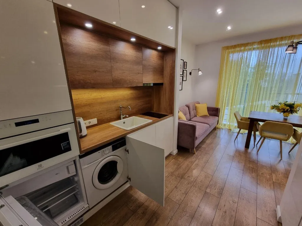 Уютная студия с бассейном