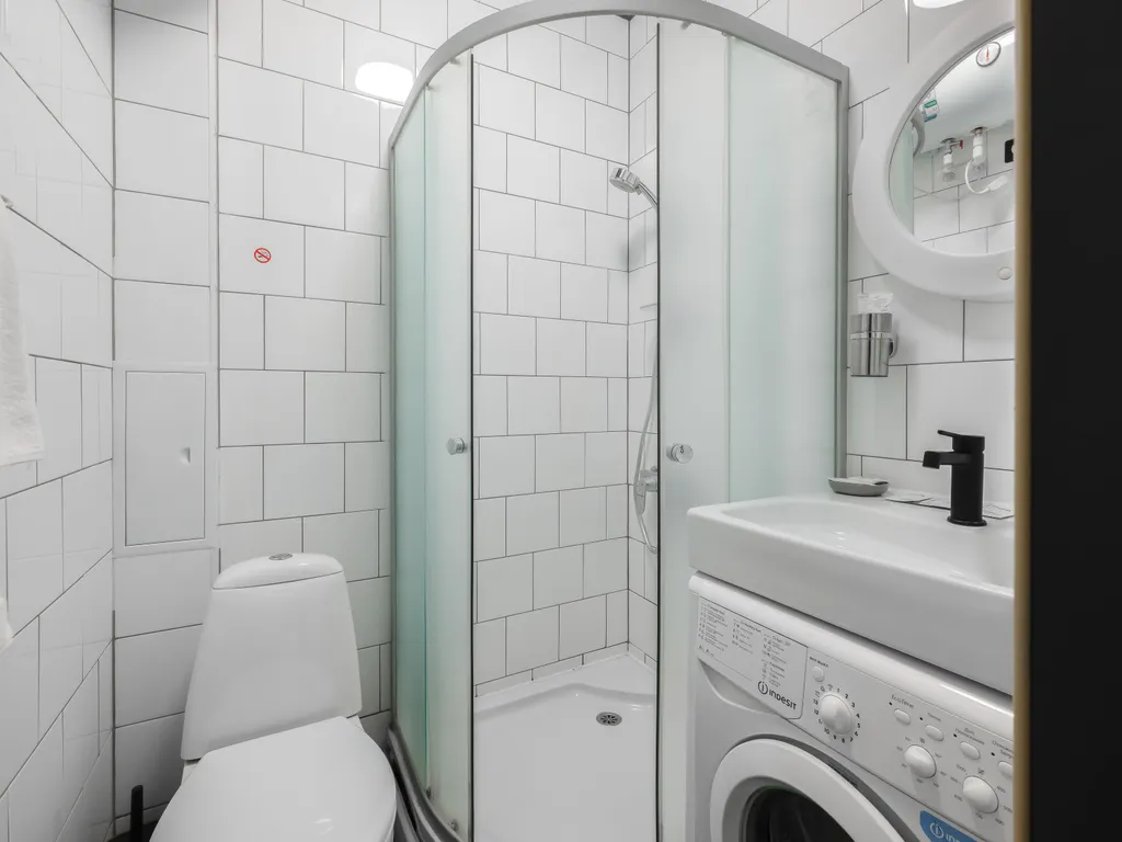 Квартира Квартира Уютная студия у метро. Заезд бесконтактно. Отчётные документы — Москва