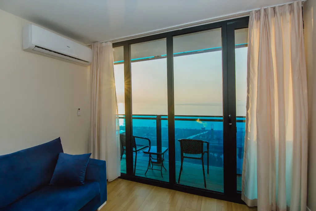 Трёхкомнатные апартаменты на первой линии