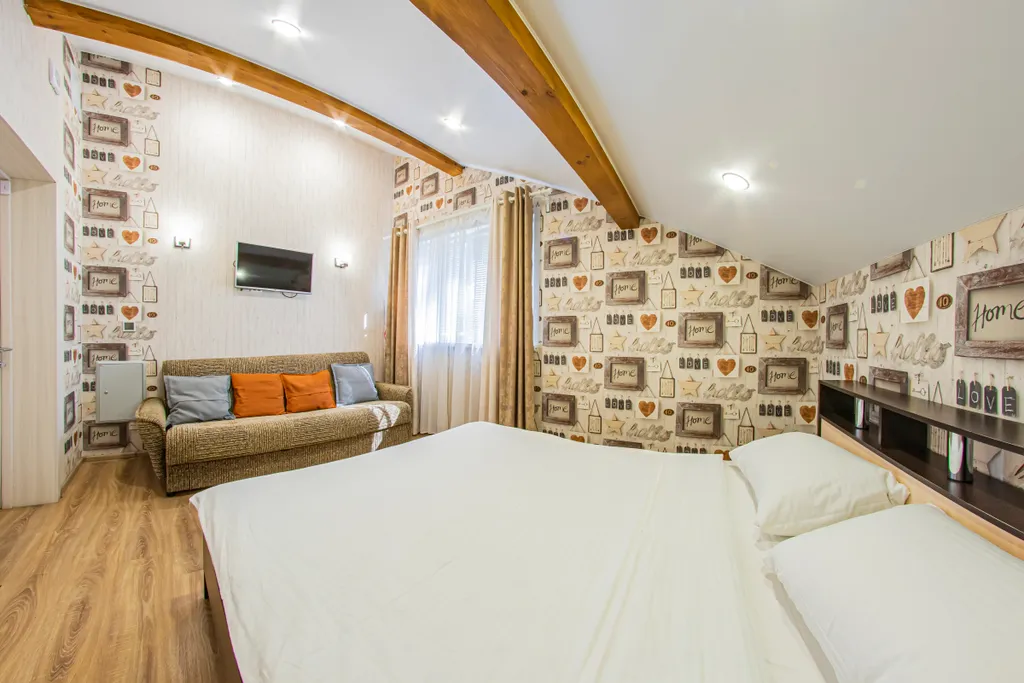 Дом у озера с сауной и банным чаном