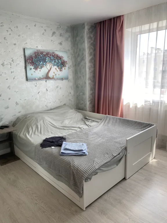 Чистая уютная квартира, рядом с красивым парком