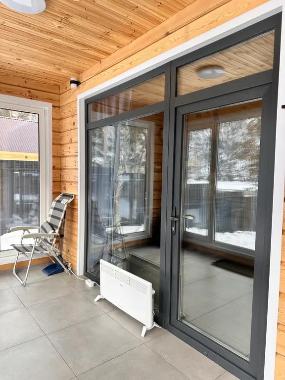 Новый круглогодичный 3-й коттедж на берегу Катуни