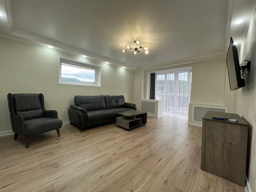 3-комнатная Квартира