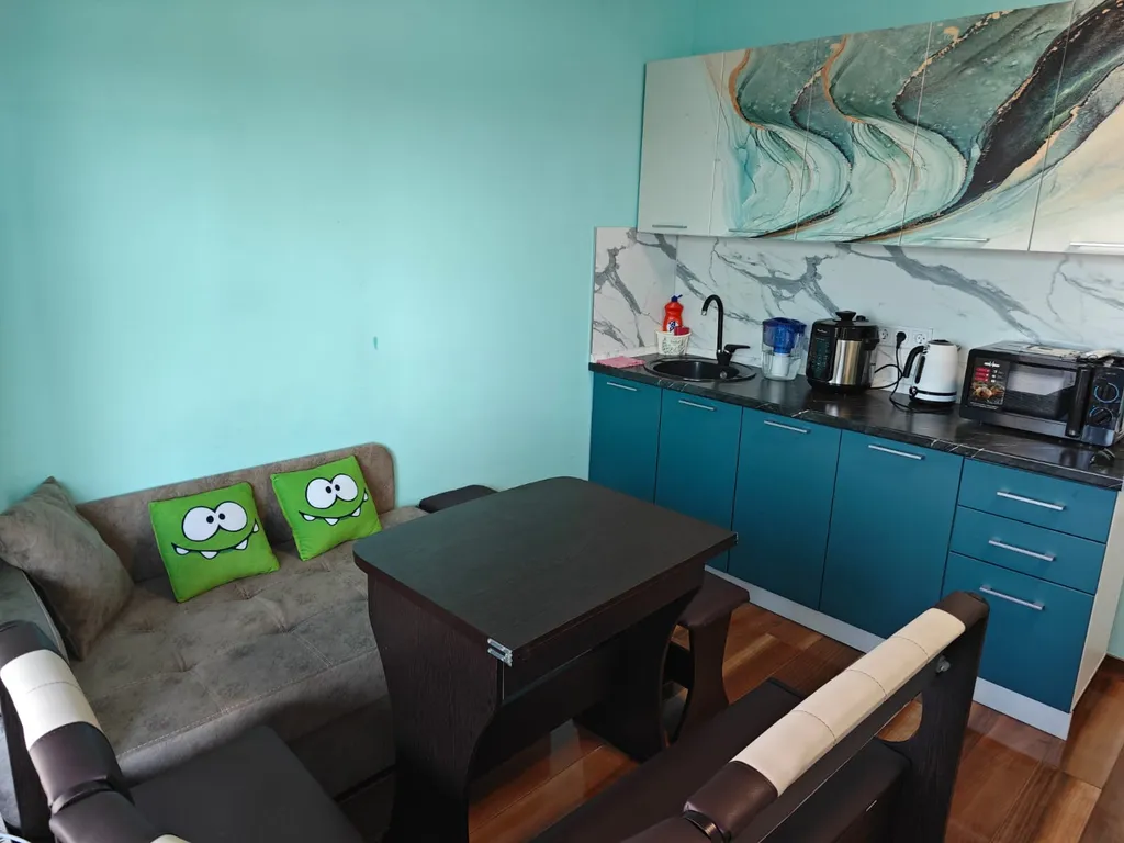 Квартира Квартира Семейный люкс с кухней и балконом — Ейск