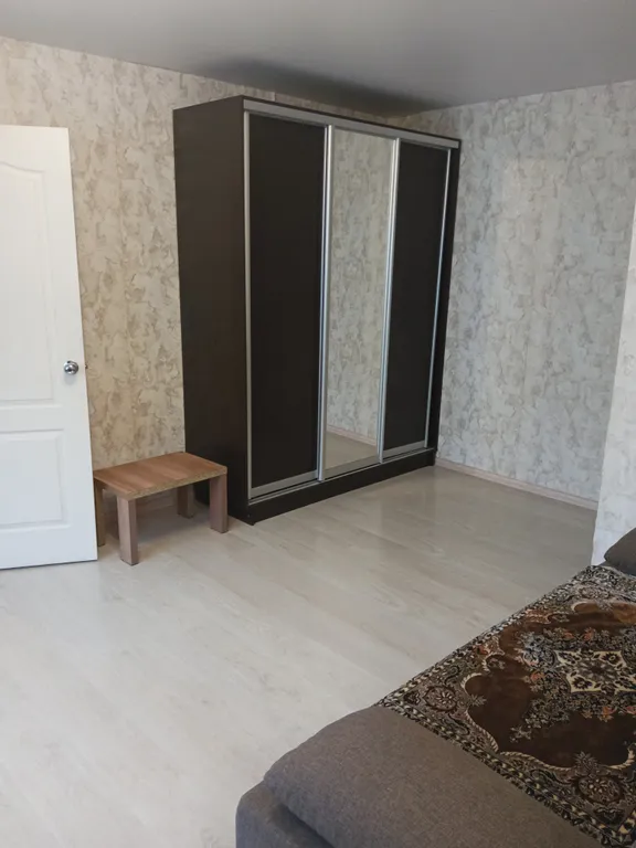 Уютная двухкомнатная квартира на ЖБИ