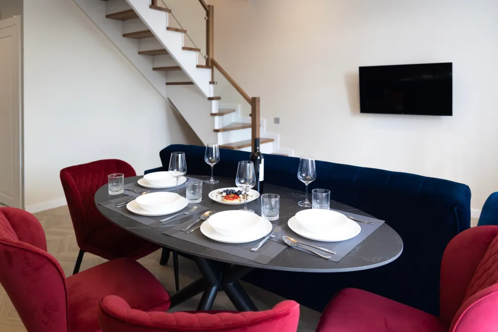 Дизайнерские 2-уровневые апартаменты в 5 минутах от моря