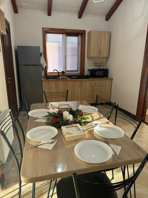 Коттедж Трёхкомнатные апартаменты с видом на горы — Архыз