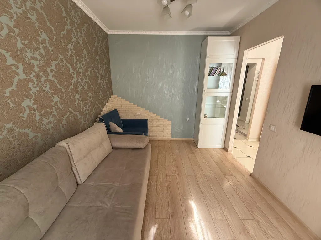 Квартира напротив ТЦ Горизонт