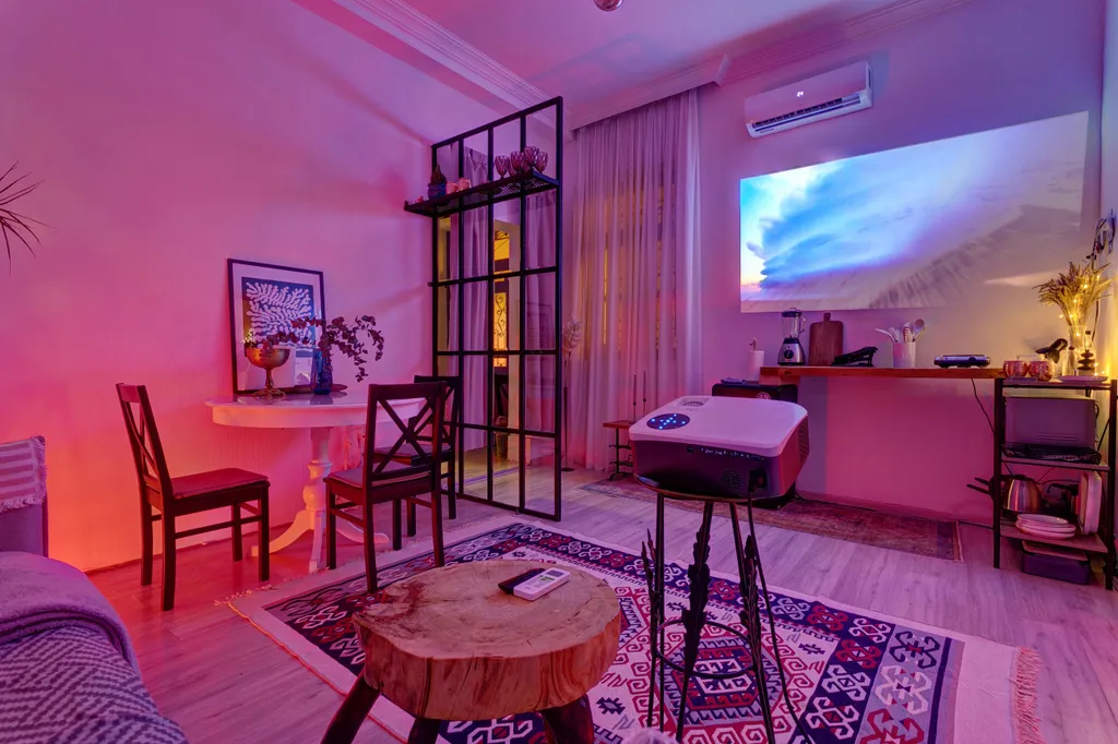 Душевная 2х комнатная квартира в самом сердце исторического Тбилиси.