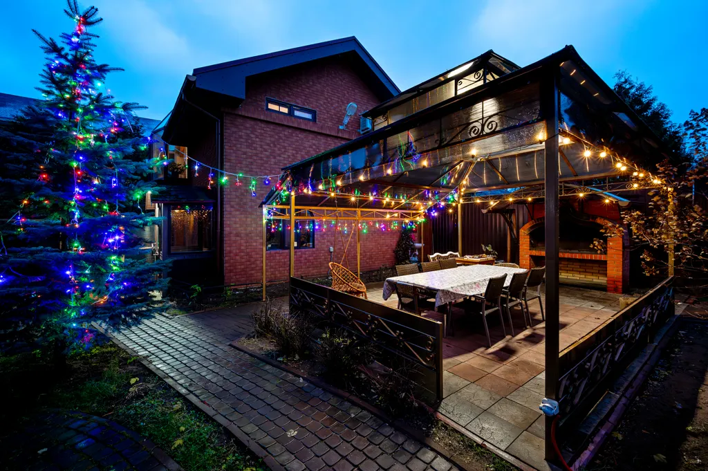 Уютный гостевой домик с жаркой баней и большой беседкой с мангалом