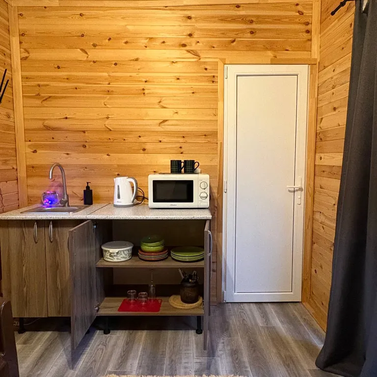 Коттедж Комфортабельный эко-домик розмарин в горах у моря — Прасковеевка