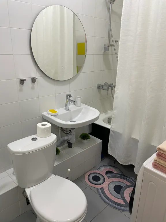 Дизайнерская студия с панорамным балконом в ЖК Две Столицы