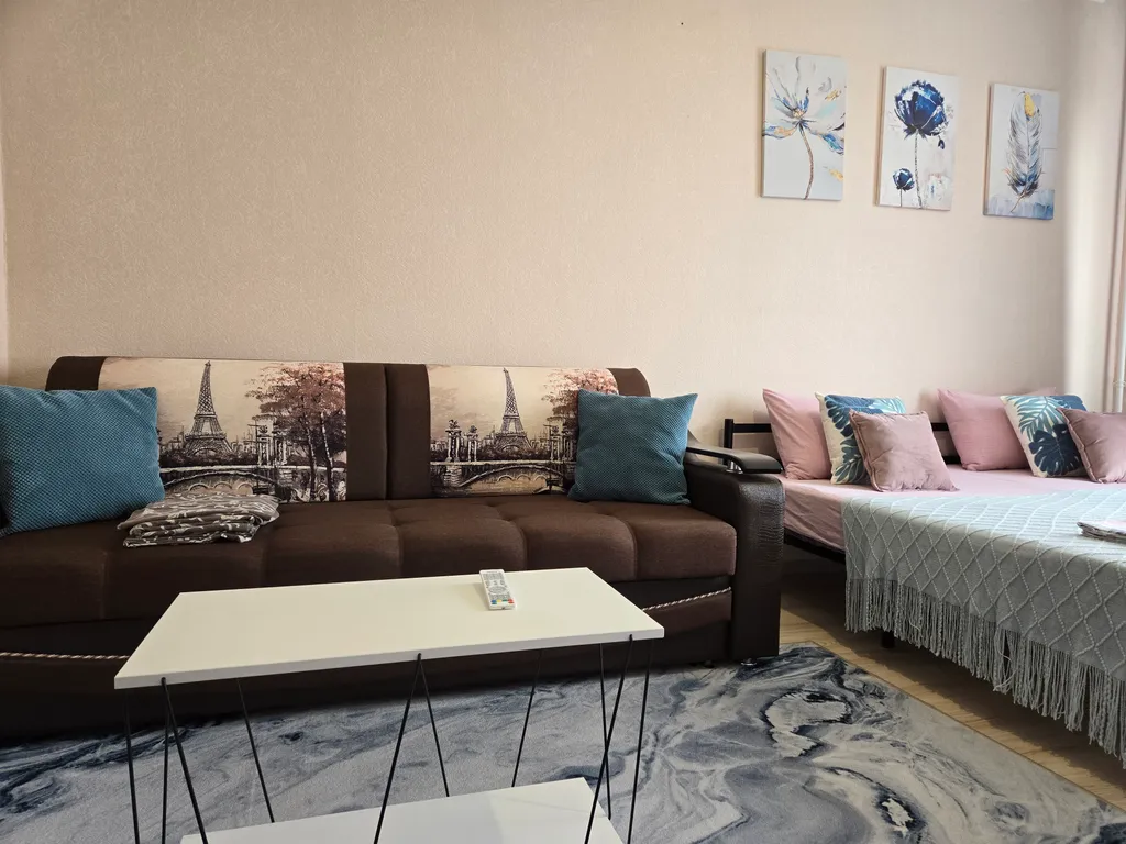 Большая квартира на Ленинградской