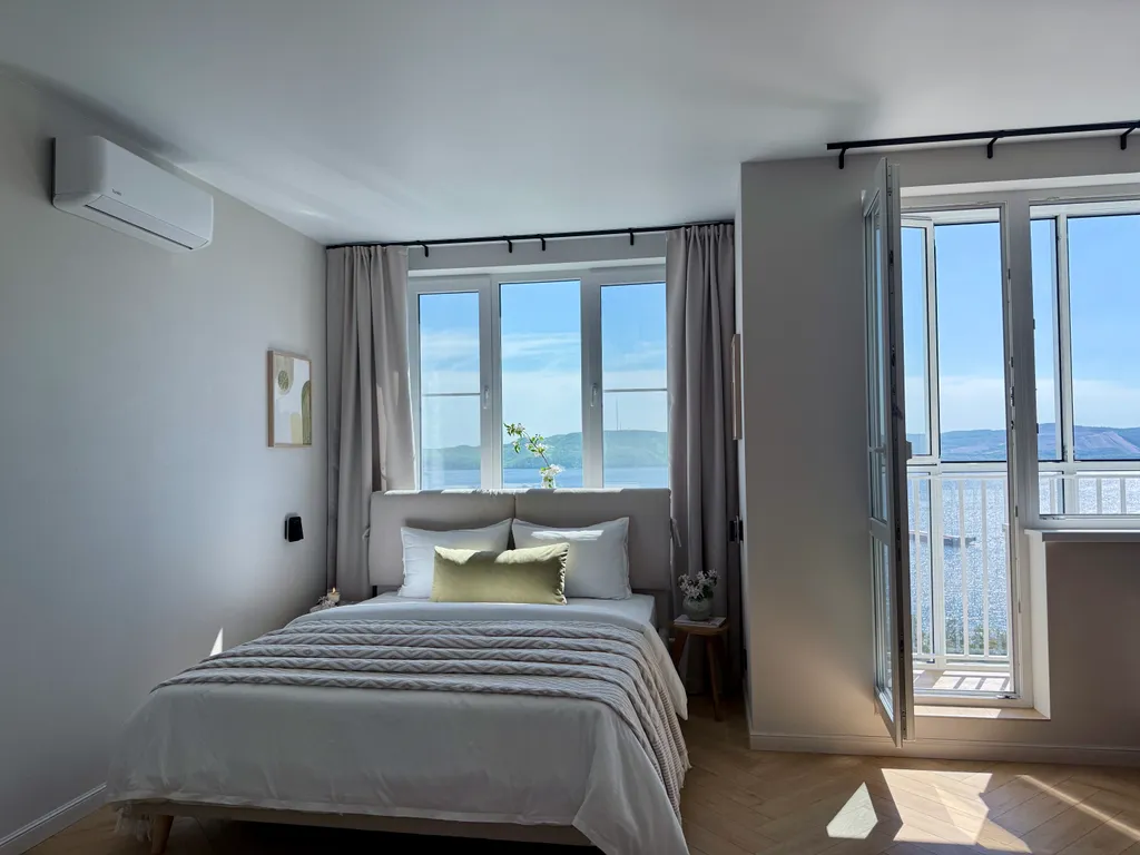 Квартира Студия мечты с панорамным видом на Волгу и горы — аренда посуточно в Тольятти