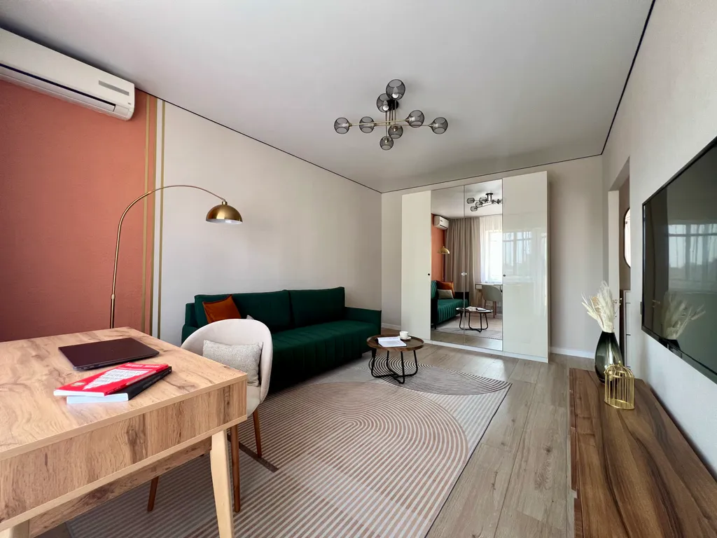 South City Двухкомнатная квартира в центре