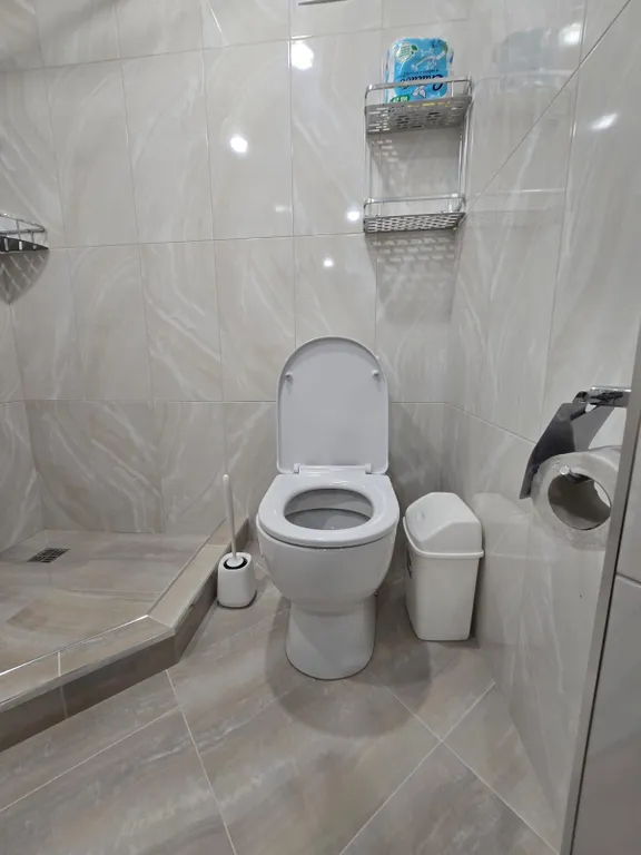 Большая светлая уютная квартира--студия в Горячеводске