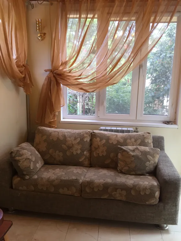 Уютный двухэтажный коттедж  с садом — аренда посуточно в Евпатория