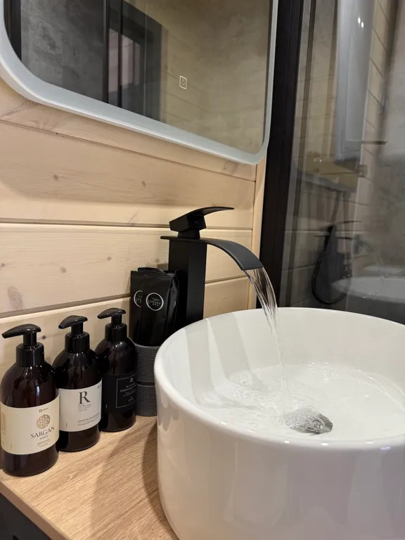 Панорамный дом с видом на реку