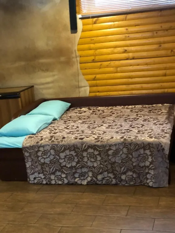 Коттедж с баней и бассейном