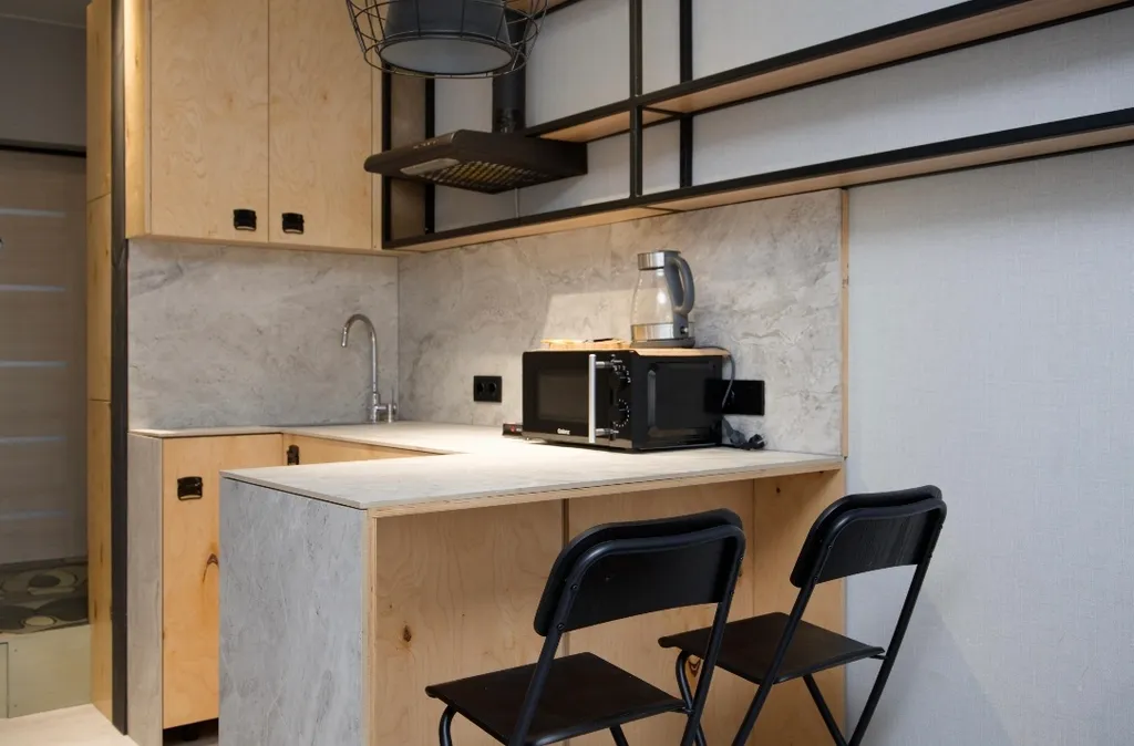 Уютная студия с панорамным окном