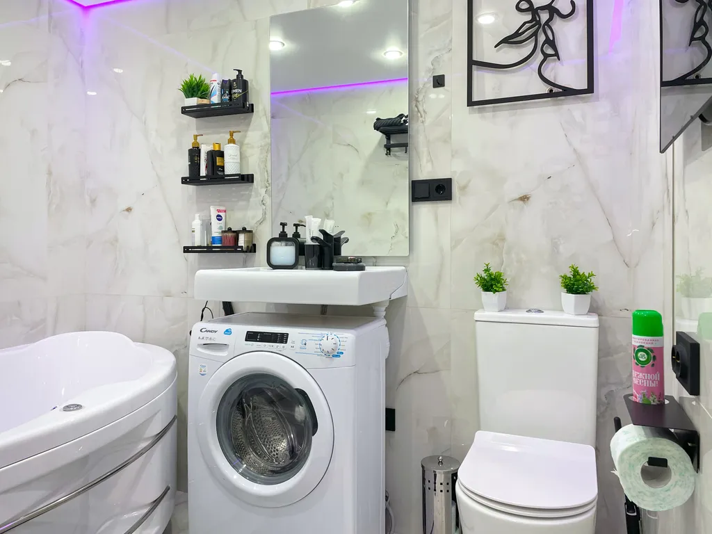 Красивая уникальная студия с джакузи