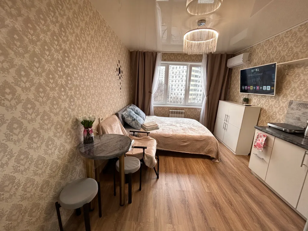 Уютная студия с видом на море и город