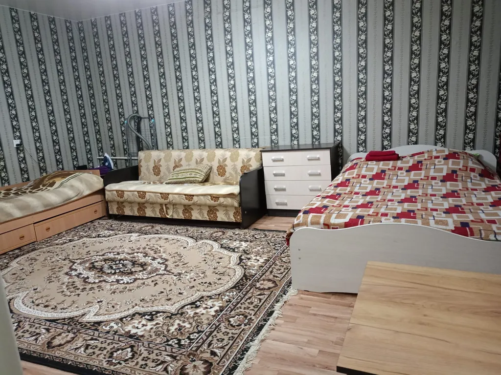 Однокомнатная уютная квартира — аренда посуточно в Мирный