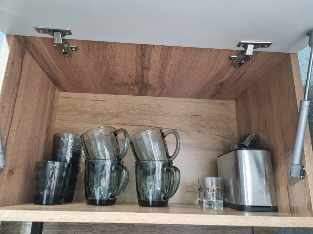 Студия на земле