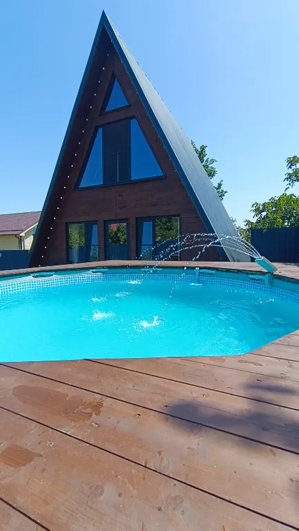 Коттедж Большой деревянный треугольный дом (афрейм) с видом на бештау — аренда посуточно в Пятигорск